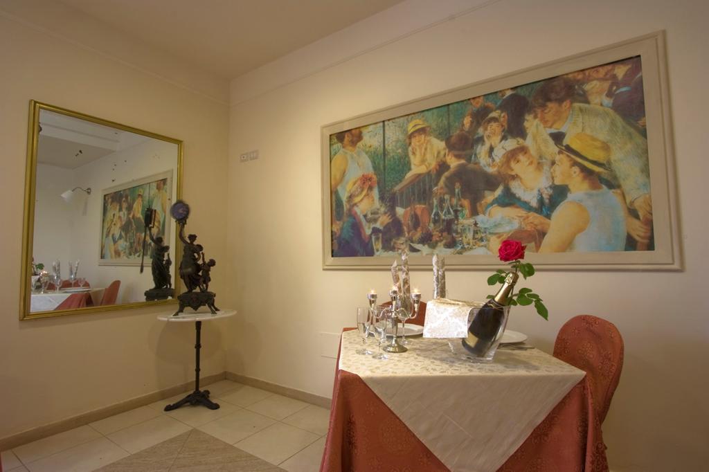 Hotel Mocambo piscina e spiaggia San Benedetto del Tronto Esterno foto